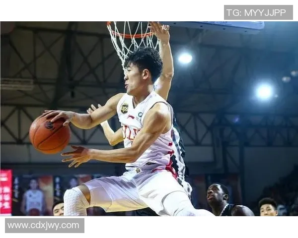 重庆篮球队心理素质强劲跻身全国第三名引发热议 重庆篮球队心理素质强劲跻身全国第三名引发热议