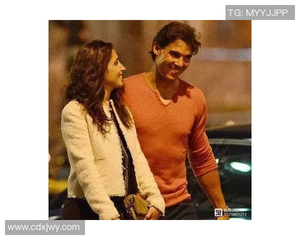 女爱豆与足球明星的浪漫爱情故事揭示了娱乐圈与体育界的交汇与魅力