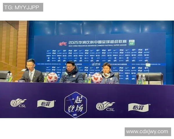 中国足球明星缺席的原因探讨与未来发展之路分析